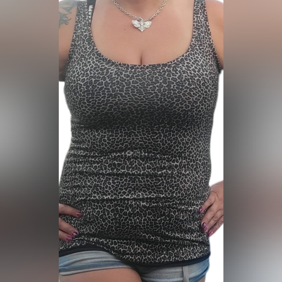 Leopard Tank - Picture 2 of 4